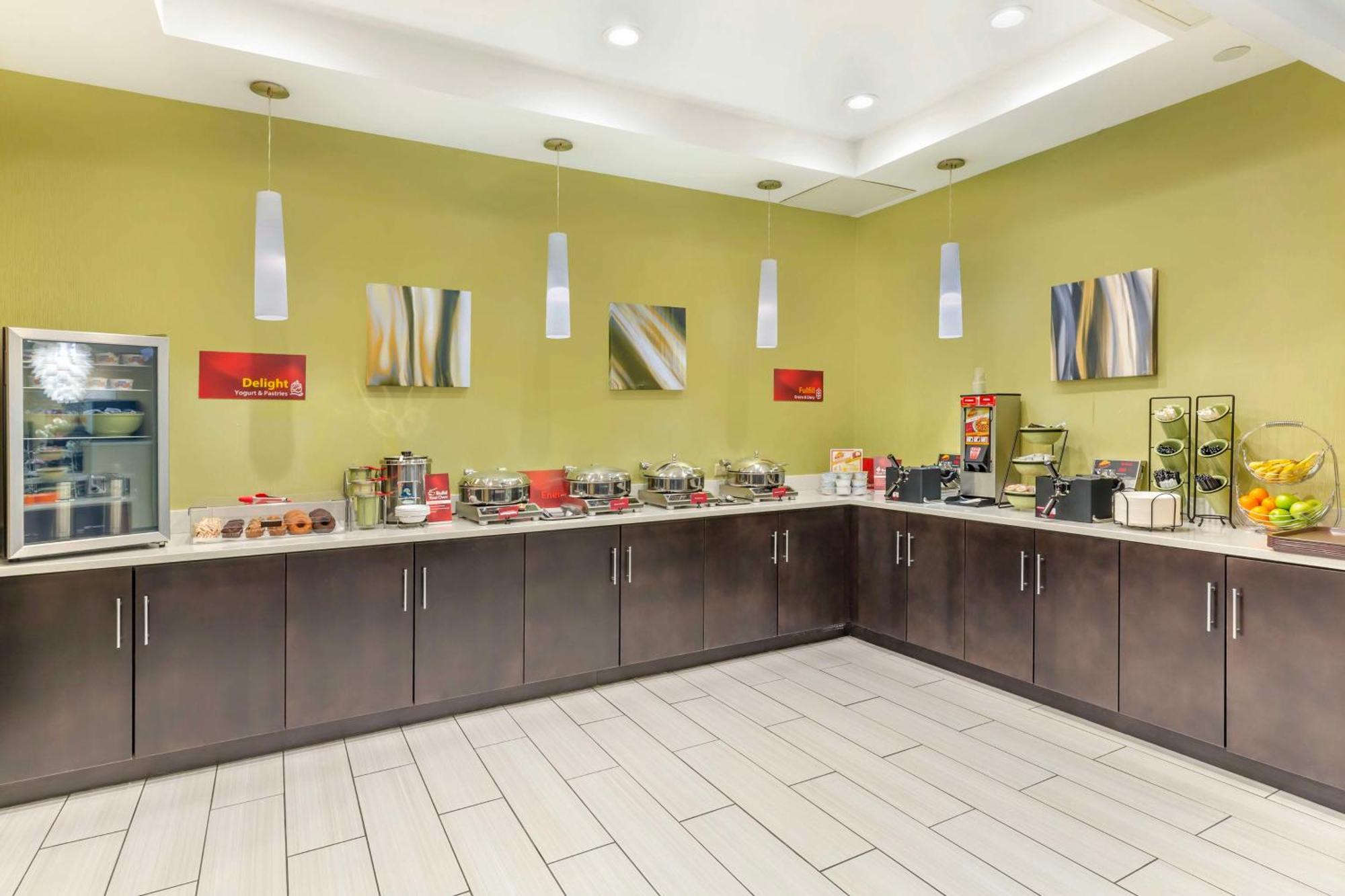 Best Western Plus New Englander Уоберн Экстерьер фото