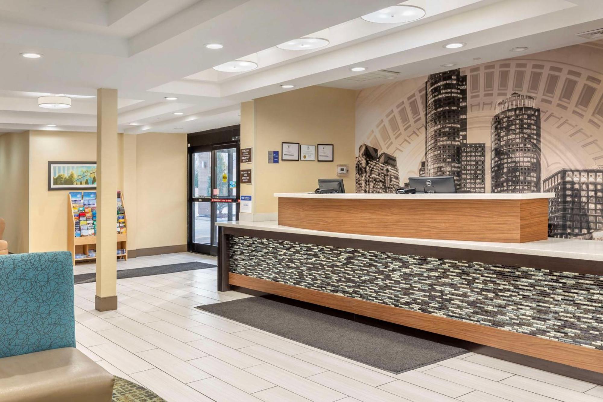 Best Western Plus New Englander Уоберн Экстерьер фото