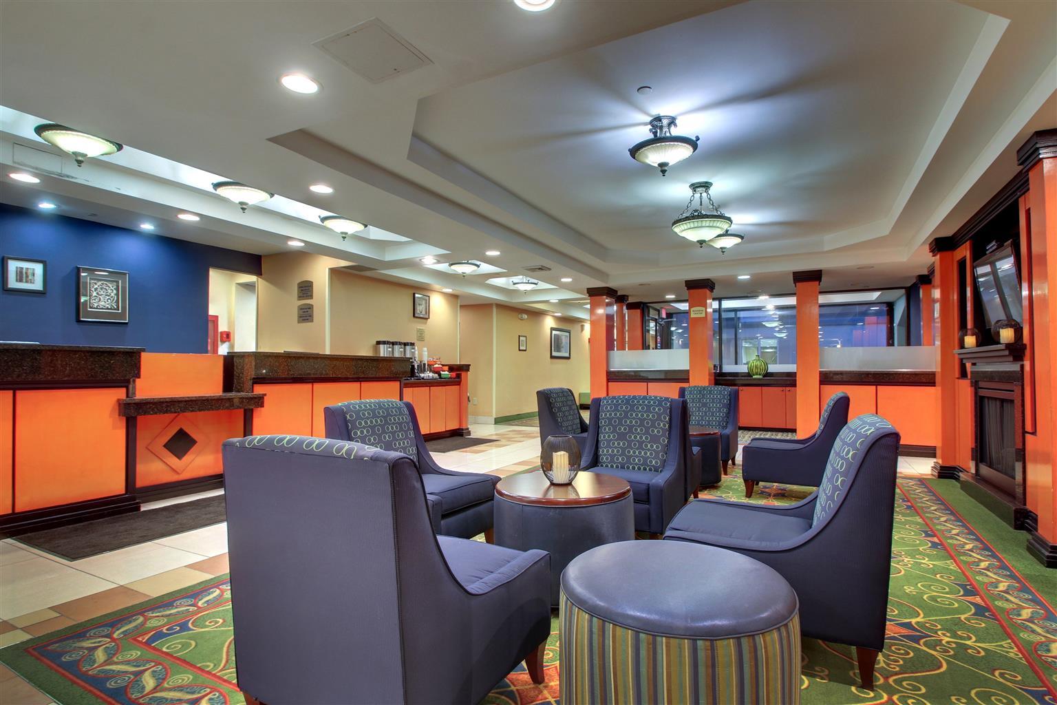 Best Western Plus New Englander Уоберн Экстерьер фото